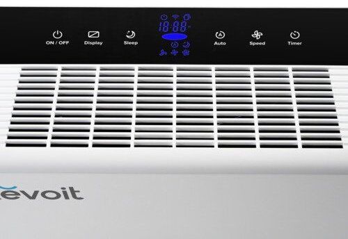 levoit pur131 control panel with air quality display and auto mode